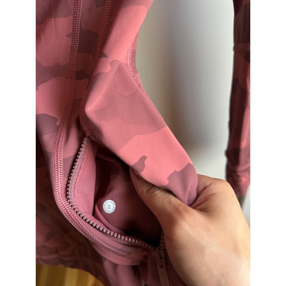 Lululemon Define Jacket – Size 2 – Heritage 365 Camo Brier Rose Multi - Picture 7 of 7